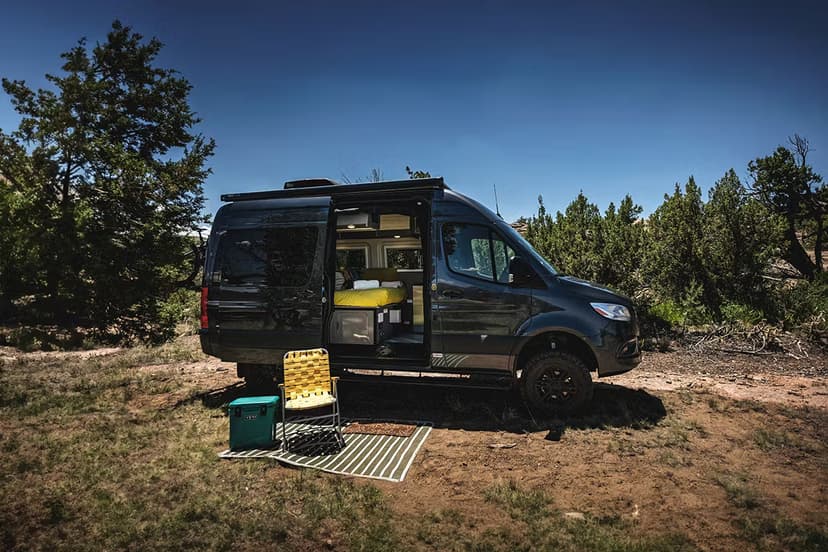 Mercedes-Benz Sprinter Van